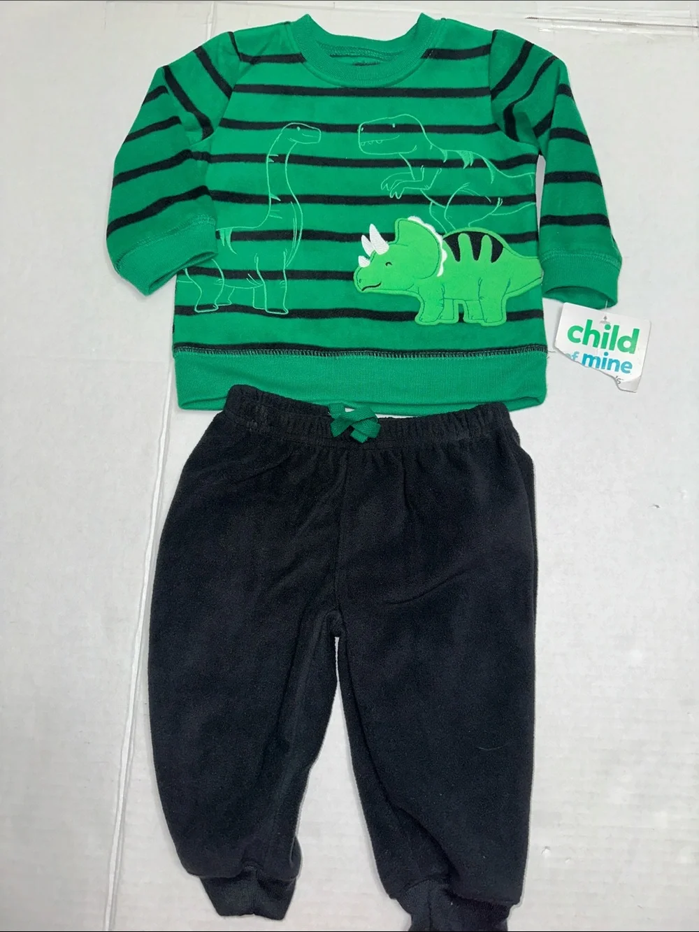 NEW 6 Month Baby Outfit Bundle Carters Child of Mine